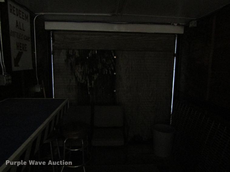 image for item DF3879 1998 United Express Line enclosed cargo trailer