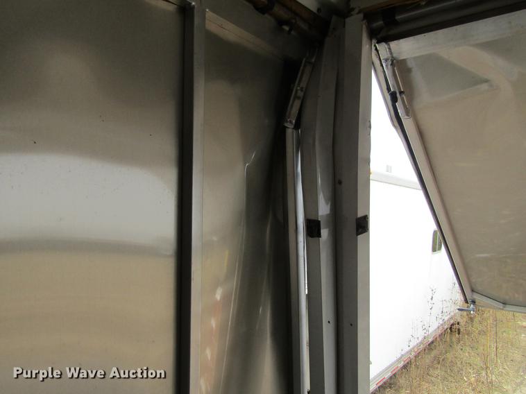 image for item DF3880 2011 Wells Cargo CVG3225 enclosed cargo trailer