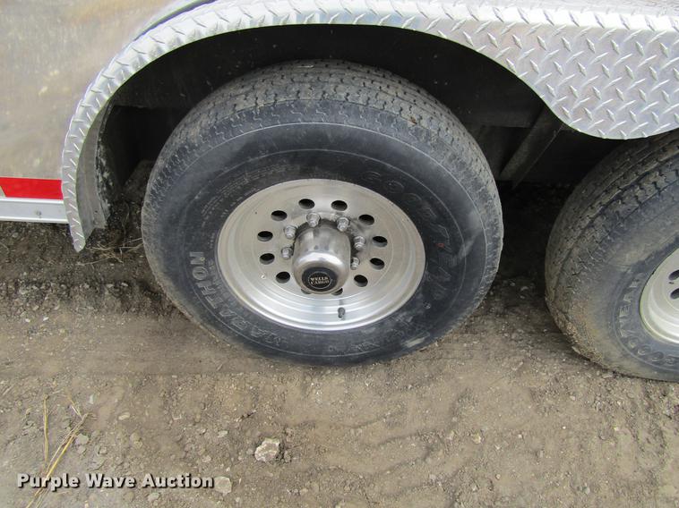 image for item DF3880 2011 Wells Cargo CVG3225 enclosed cargo trailer