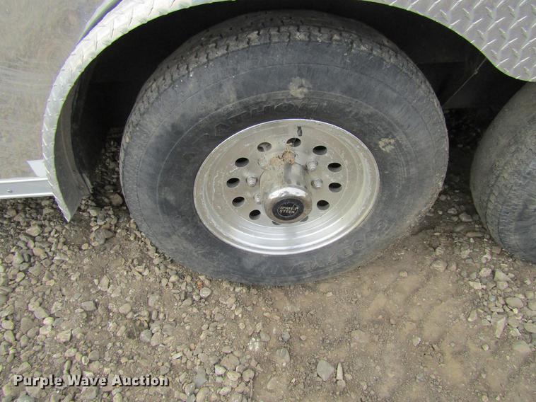 image for item DF3880 2011 Wells Cargo CVG3225 enclosed cargo trailer