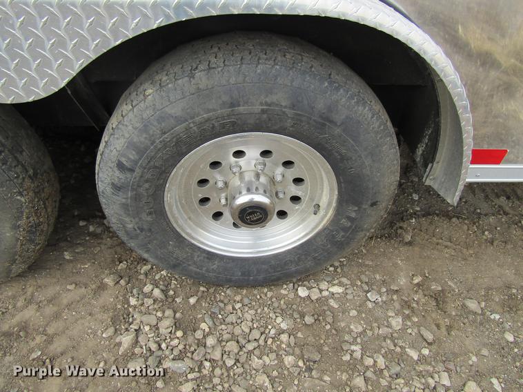 image for item DF3880 2011 Wells Cargo CVG3225 enclosed cargo trailer