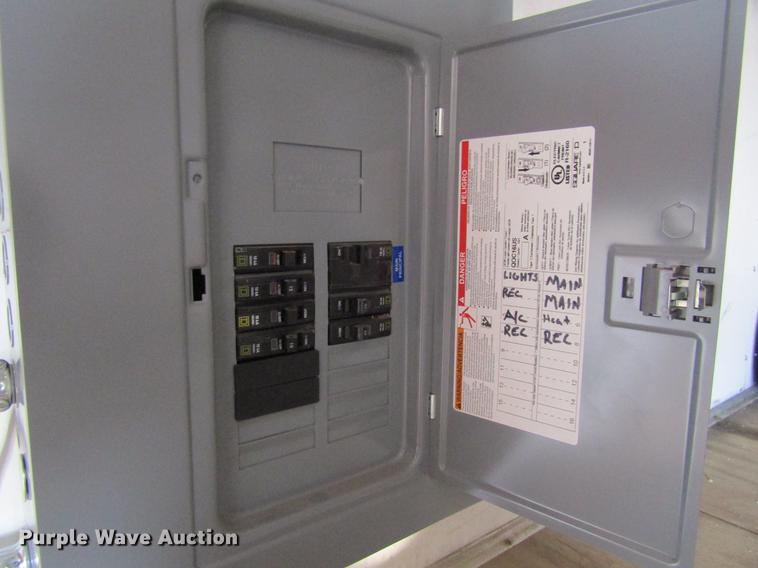 image for item DF3881 1999 United Express enclosed cargo trailer