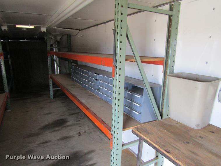 image for item DF3881 1999 United Express enclosed cargo trailer