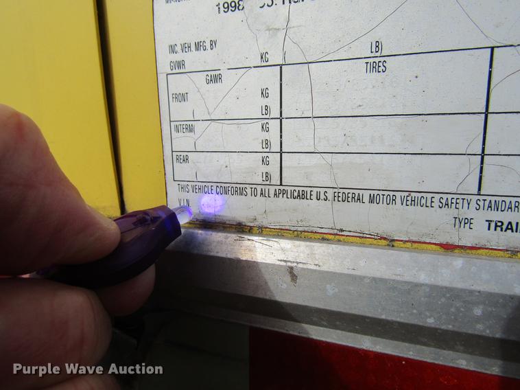 image for item DF3881 1999 United Express enclosed cargo trailer