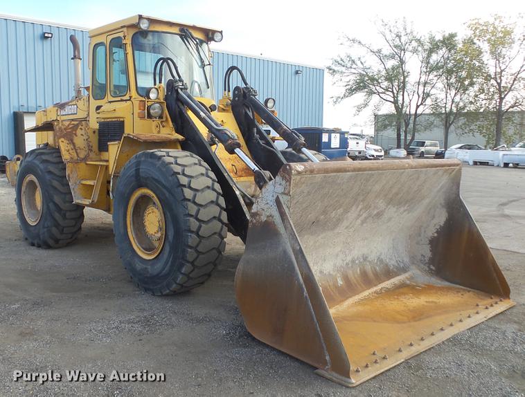 image for item DG2762 1988 Michigan L90 wheel loader