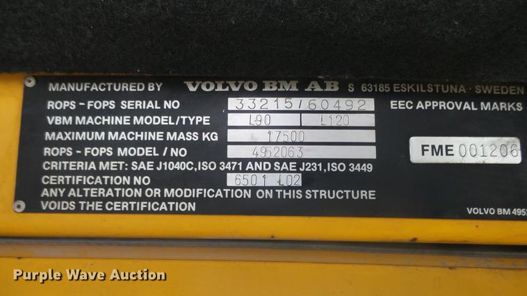 image for item DG2762 1988 Michigan L90 wheel loader