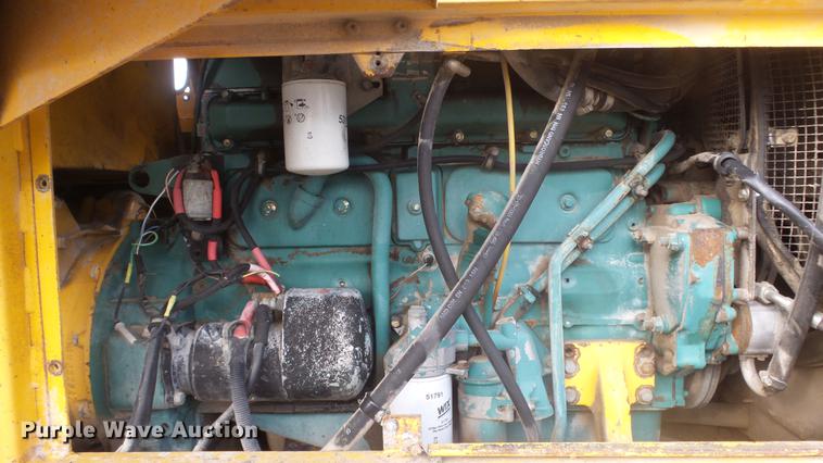 image for item DG2762 1988 Michigan L90 wheel loader