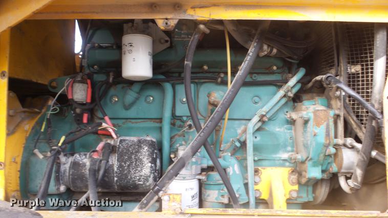 image for item DG2762 1988 Michigan L90 wheel loader