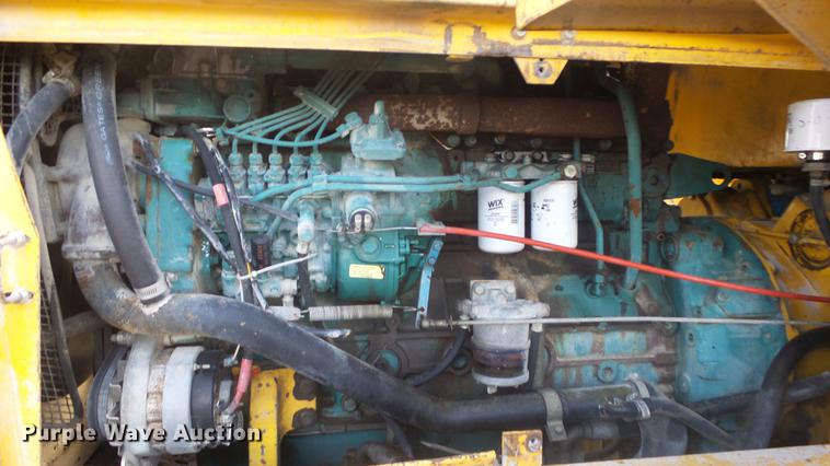 image for item DG2762 1988 Michigan L90 wheel loader