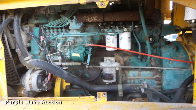 image for item DG2762 1988 Michigan L90 wheel loader