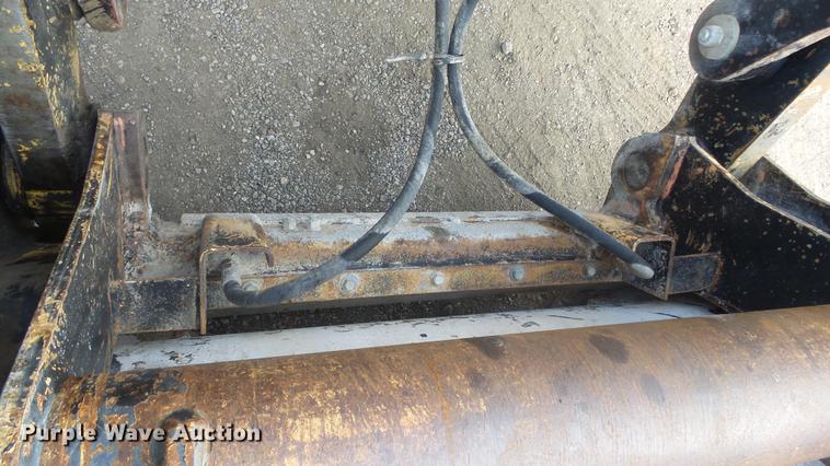 image for item DG2762 1988 Michigan L90 wheel loader