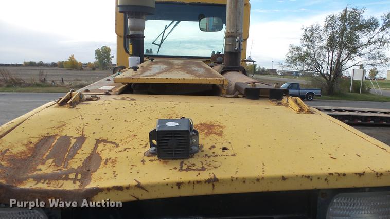 image for item DG2762 1988 Michigan L90 wheel loader