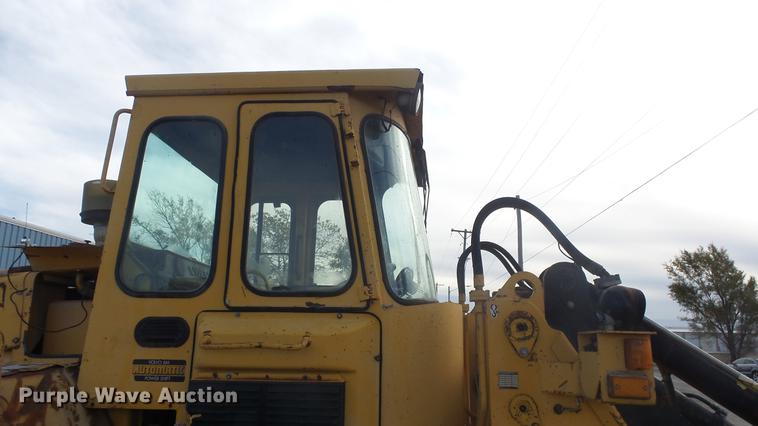 image for item DG2762 1988 Michigan L90 wheel loader