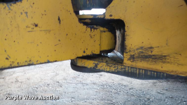 image for item DG2762 1988 Michigan L90 wheel loader