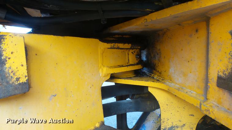 image for item DG2762 1988 Michigan L90 wheel loader