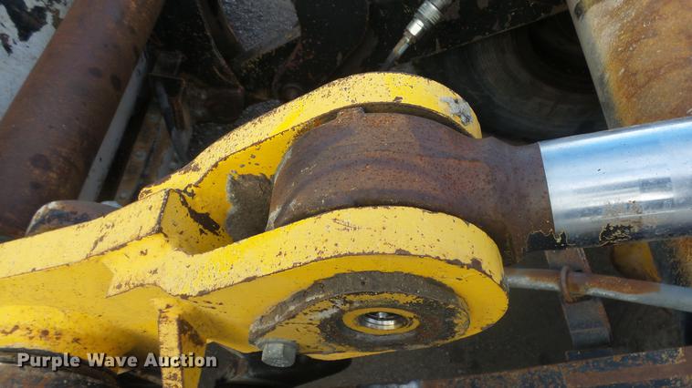image for item DG2762 1988 Michigan L90 wheel loader