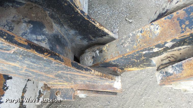 image for item DG2762 1988 Michigan L90 wheel loader