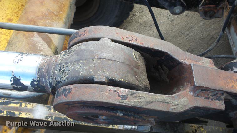 image for item DG2762 1988 Michigan L90 wheel loader