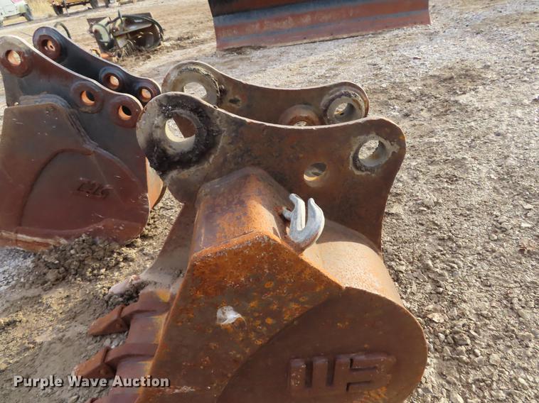 image for item DN9172 (2) excavator buckets