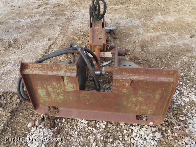 image for item DN9173 Bobcat 3570 skid steer breaker