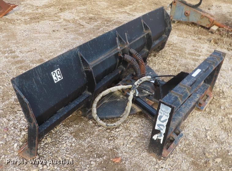 image for item DN9173 Bobcat 3570 skid steer breaker