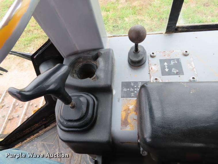 image for item DN9220 2005 Caterpillar D5G XL dozer