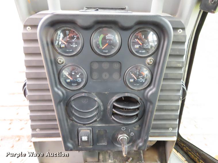 image for item DN9220 2005 Caterpillar D5G XL dozer