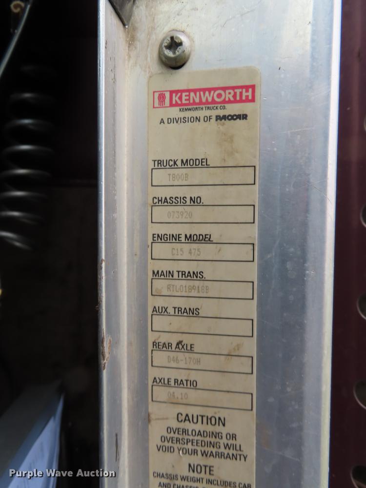 image for item DN9221 2005 Kenworth T800B semi truck