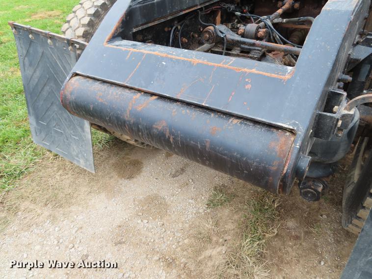 image for item DN9221 2005 Kenworth T800B semi truck