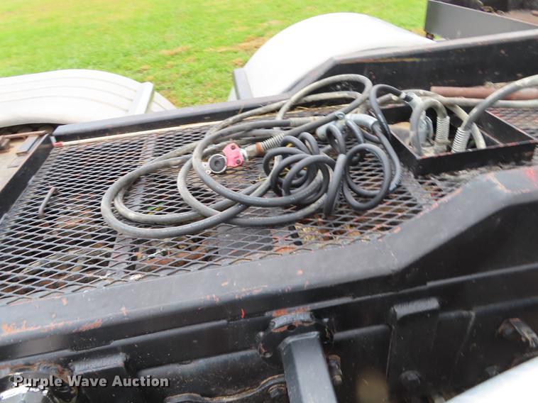 image for item DN9221 2005 Kenworth T800B semi truck