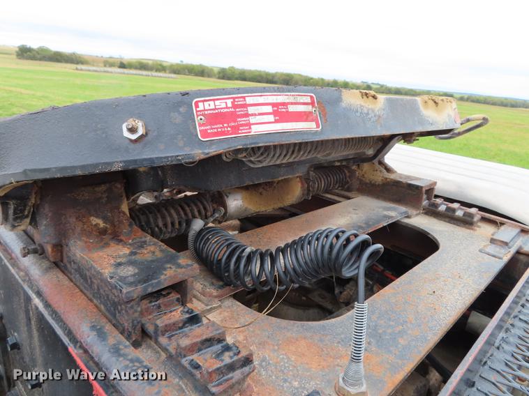 image for item DN9221 2005 Kenworth T800B semi truck