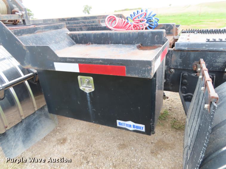 image for item DN9222 2004 Kenworth T800B semi truck