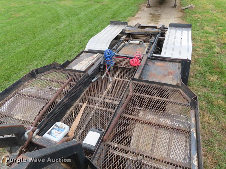 image for item DN9222 2004 Kenworth T800B semi truck