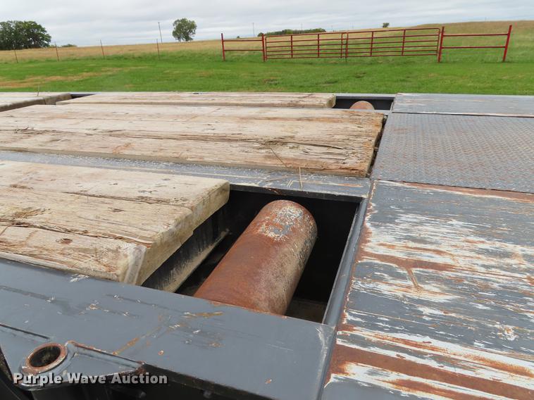 image for item DN9223 2014 Matrixx folding neck flatbed oilfield trailer