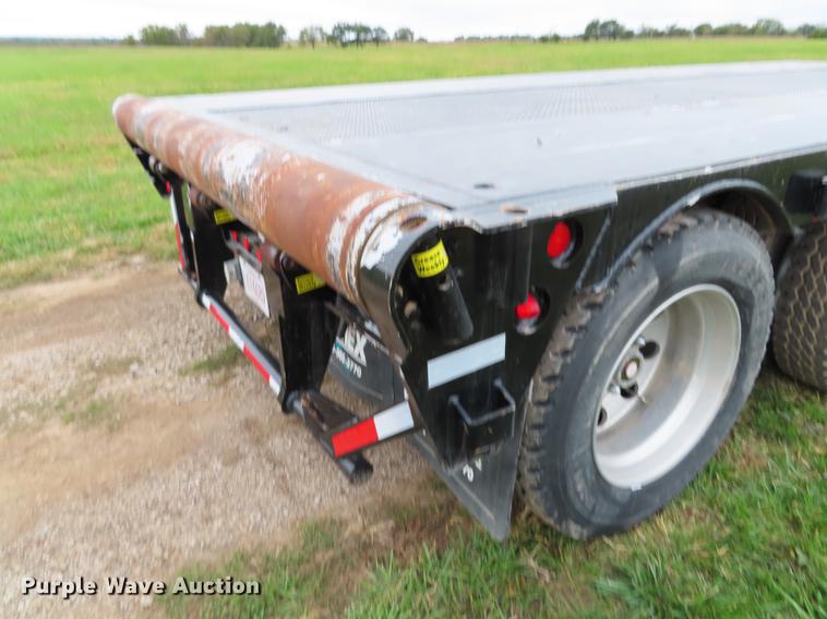 image for item DN9224 2015 Matrixx F55 extendable drop deck oilfield trailer