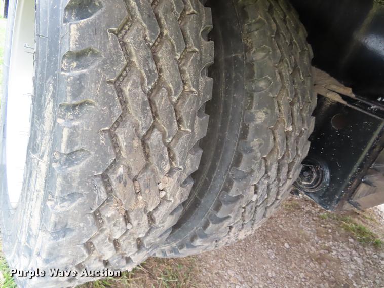 image for item DN9224 2015 Matrixx F55 extendable drop deck oilfield trailer