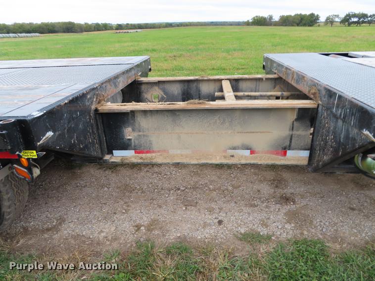 image for item DN9224 2015 Matrixx F55 extendable drop deck oilfield trailer
