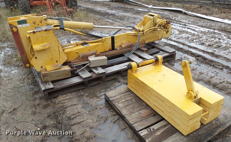 image for item DX9134 Midwestern M16R side boom