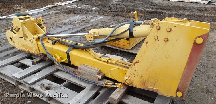 image for item DX9134 Midwestern M16R side boom