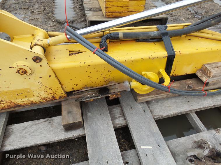 image for item DX9134 Midwestern M16R side boom