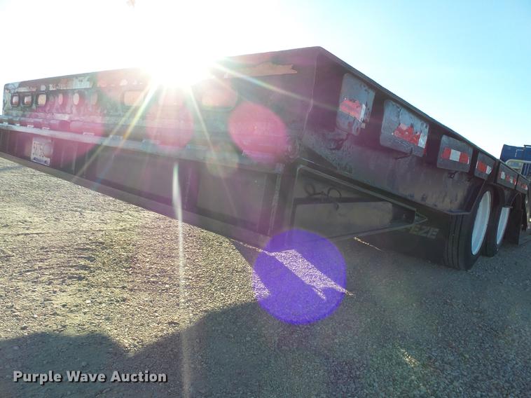 image for item DX9144 2006 Trail-Eze double drop deck equipment trailer