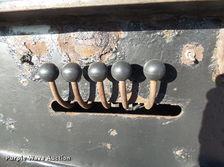 image for item DX9144 2006 Trail-Eze double drop deck equipment trailer