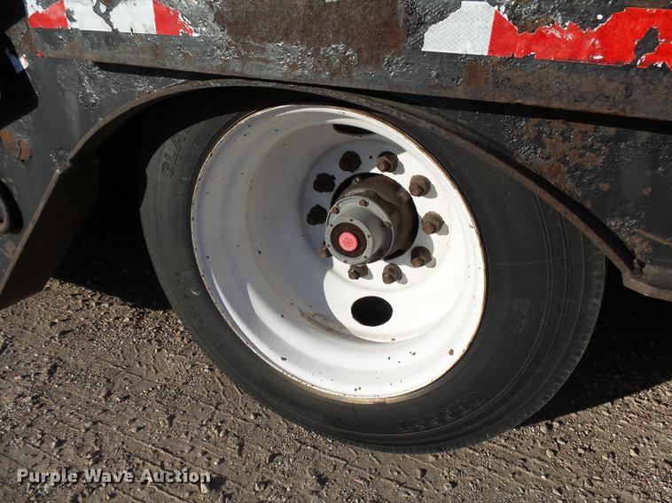 image for item DX9144 2006 Trail-Eze double drop deck equipment trailer
