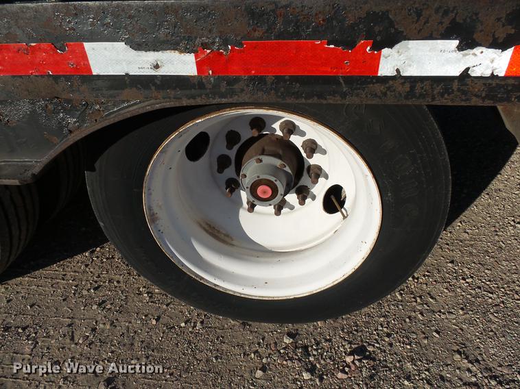 image for item DX9144 2006 Trail-Eze double drop deck equipment trailer
