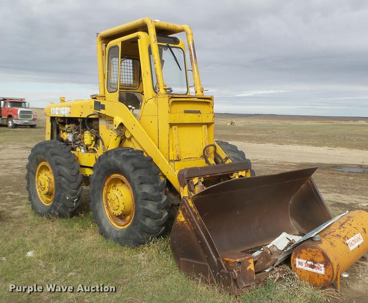 Michigan wheel loader in Onida, SD Item DX9528 sold Purple Wave