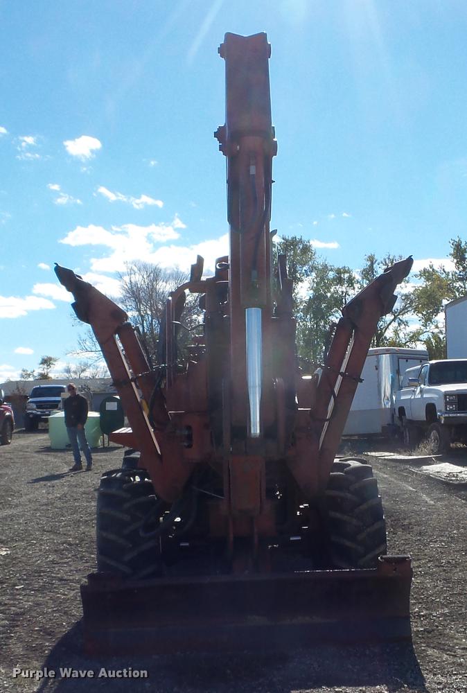 image for item DX9539 1989 Ditch Witch 6510DD trencher