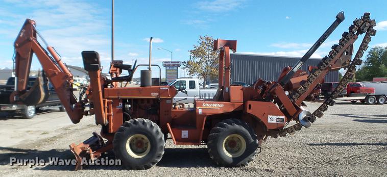 image for item DX9539 1989 Ditch Witch 6510DD trencher
