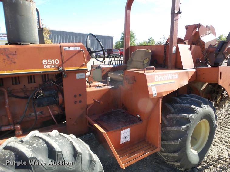 image for item DX9539 1989 Ditch Witch 6510DD trencher