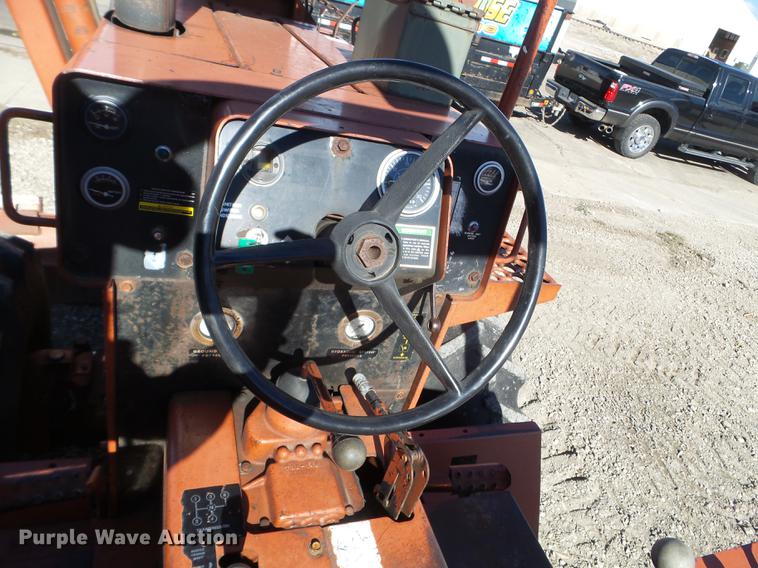 image for item DX9539 1989 Ditch Witch 6510DD trencher