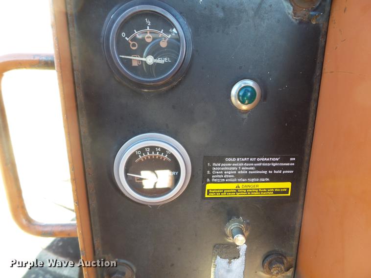image for item DX9539 1989 Ditch Witch 6510DD trencher